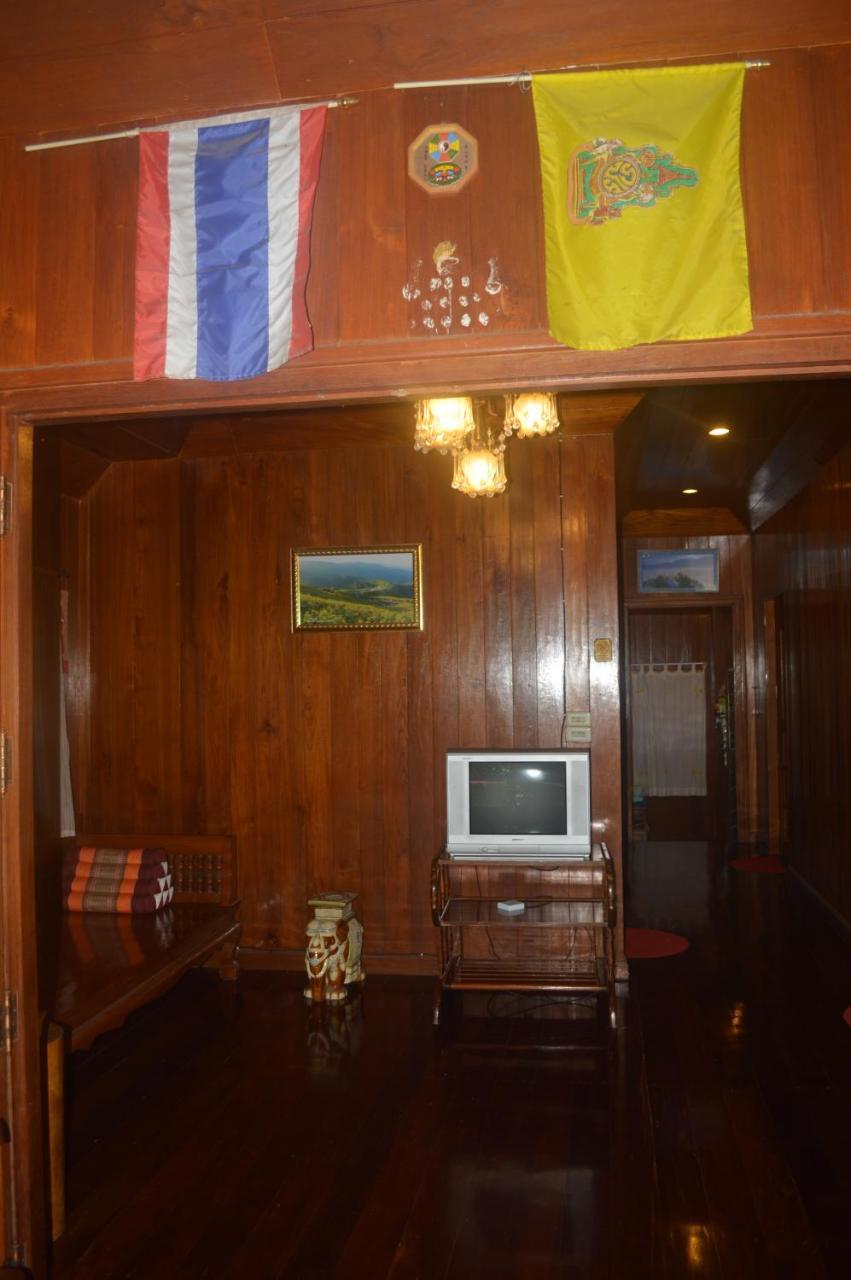 The Local Mae Hong Son Appartement Buitenkant foto