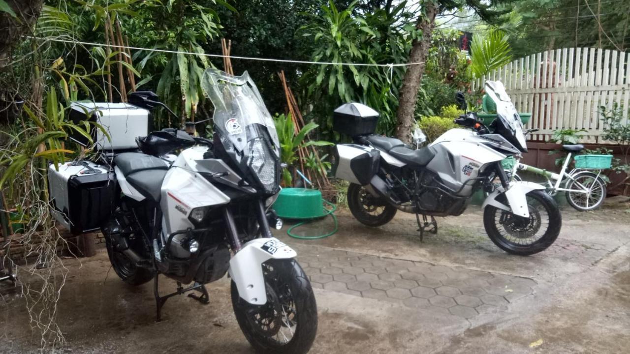The Local Mae Hong Son Appartement Buitenkant foto