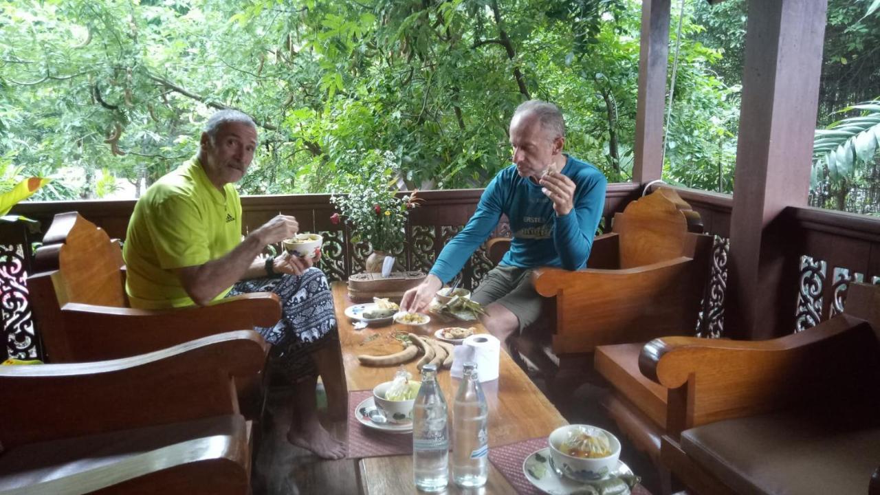 The Local Mae Hong Son Appartement Buitenkant foto
